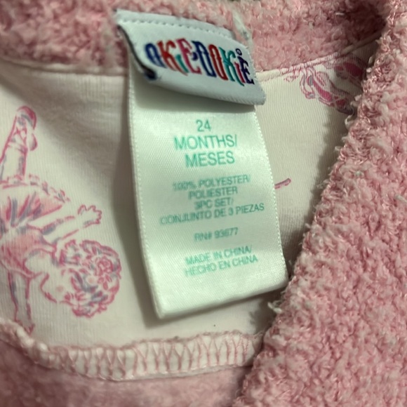 Girls outfit - Picture 4 of 4